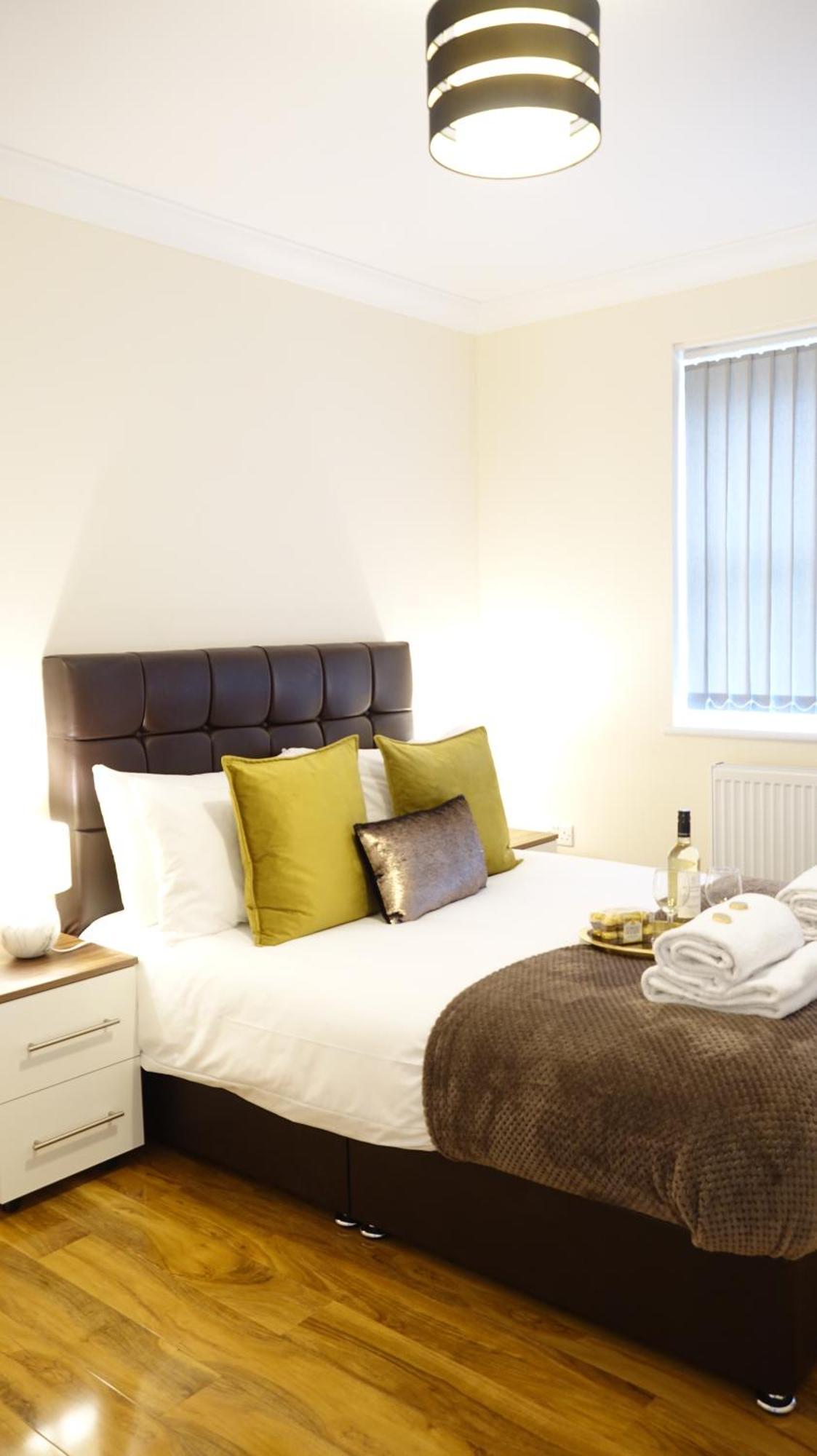 Apartment Lux Airport Haven: 2-bed With Free Parking