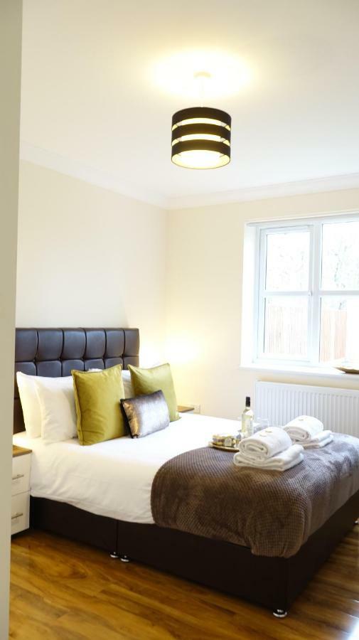 Lux Airport Haven: 2-bed With Free Parking *